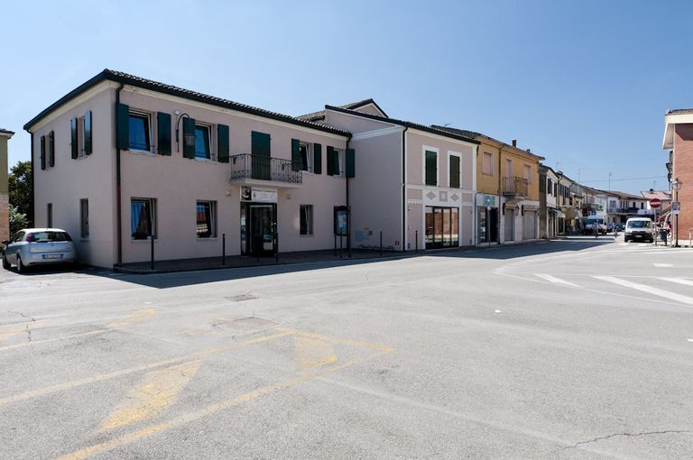 Goro, Teatro Comunale R. Ricci, esterno del centro culturale e teatro (Foto Andrea Scardova, IBC), 2014